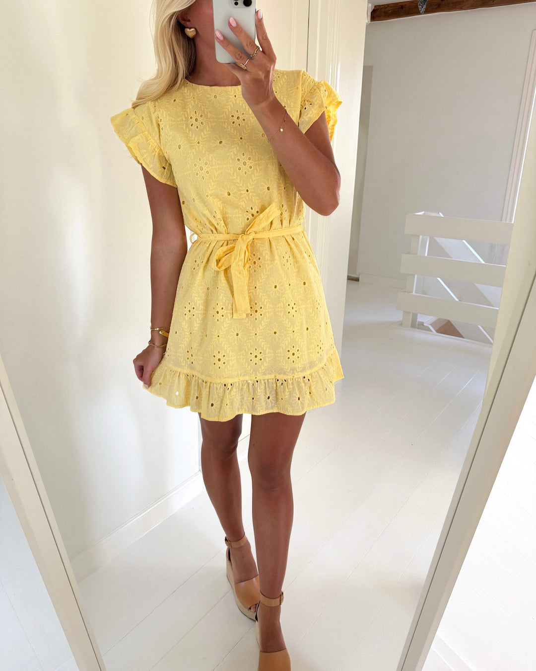 Vero Moda kjole eliza short pale banana