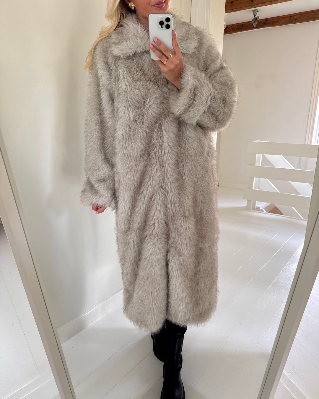 Y.A.S frakke paula ls long faux fur birch