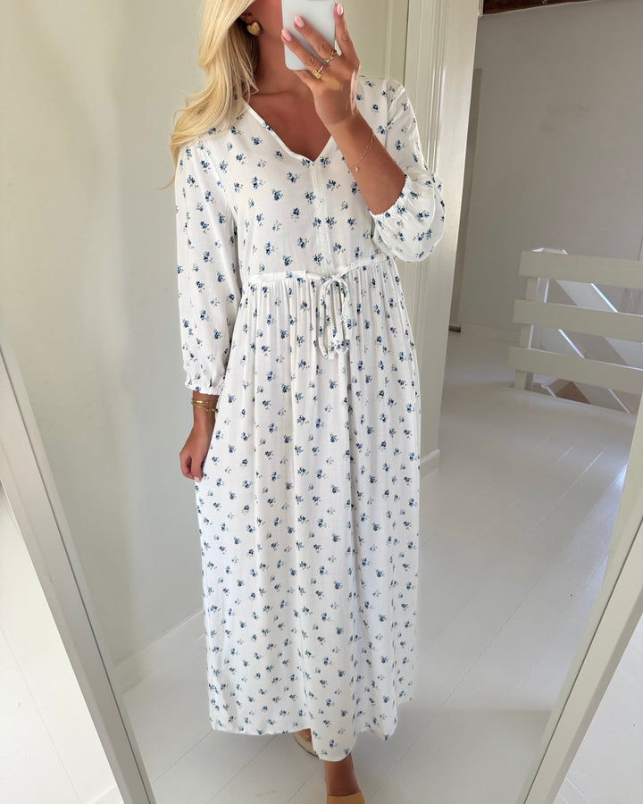 JDY kjole sezen life 3/4 cloud dancer/blue ditsy flower