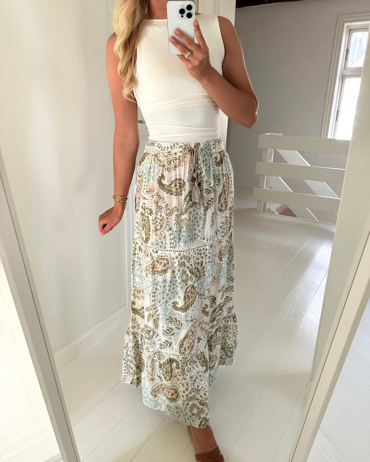 Vero Moda nederdel nina hm maxi lurex exp white/nina aop