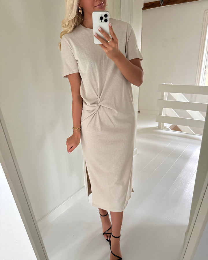 Vero Moda kjole tass ss o-neck 7/8 pumice stone