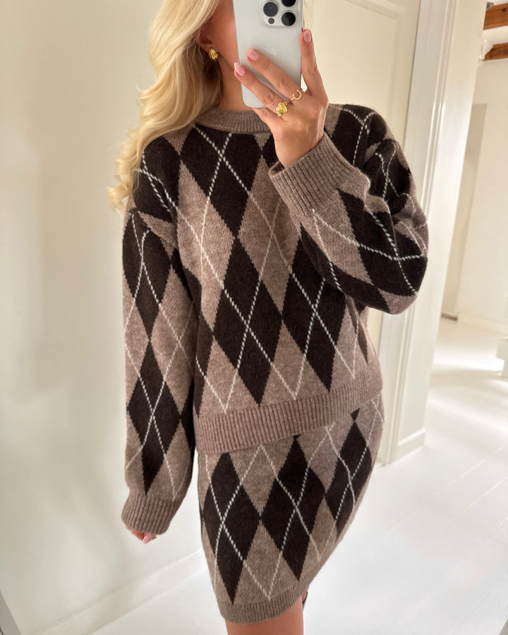 JDY striktrøje bianka ls argyle knit chocolate torte argyle