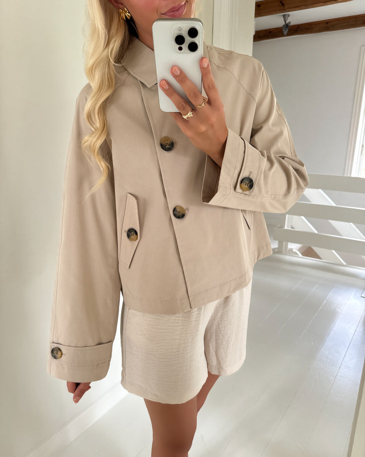 Only trenchcoat april life short oxford tan