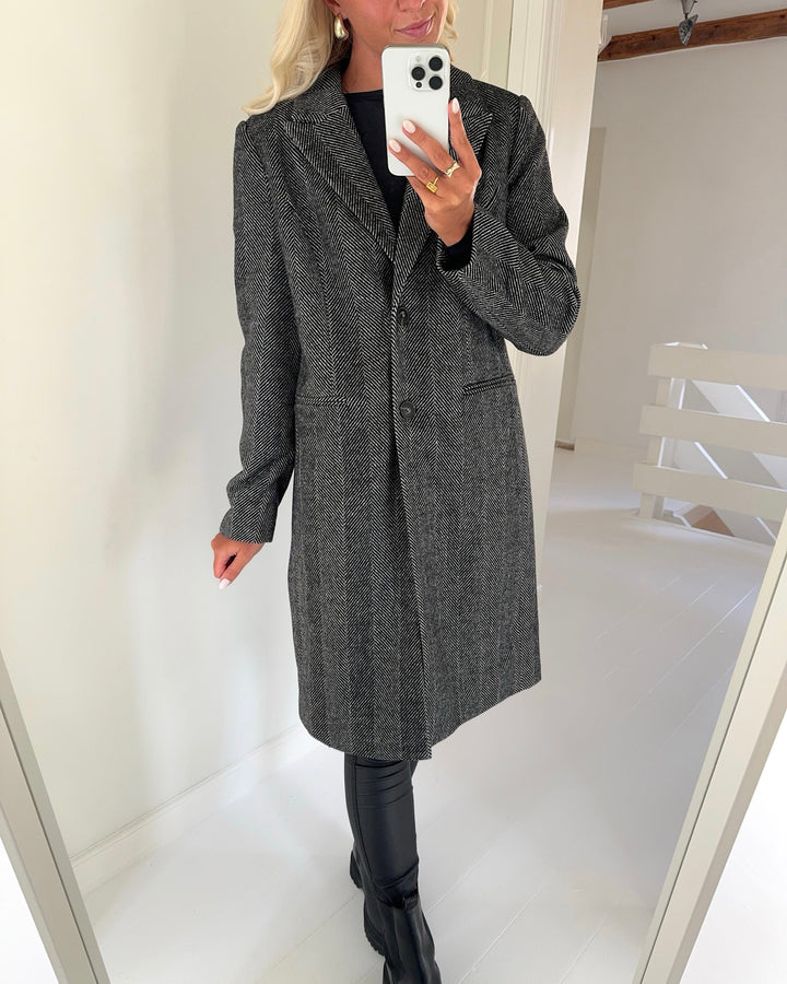 Vero Moda frakke blaza herringbone long black/herringbone