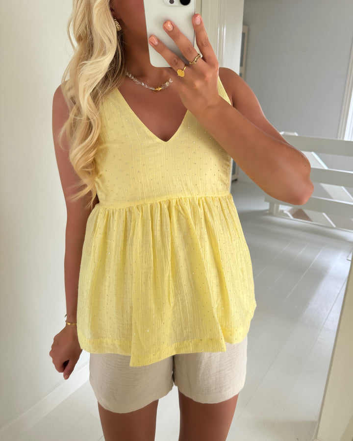 Pieces top falina sl v-neck top d2d wvn fsy french vanilla/silver stu