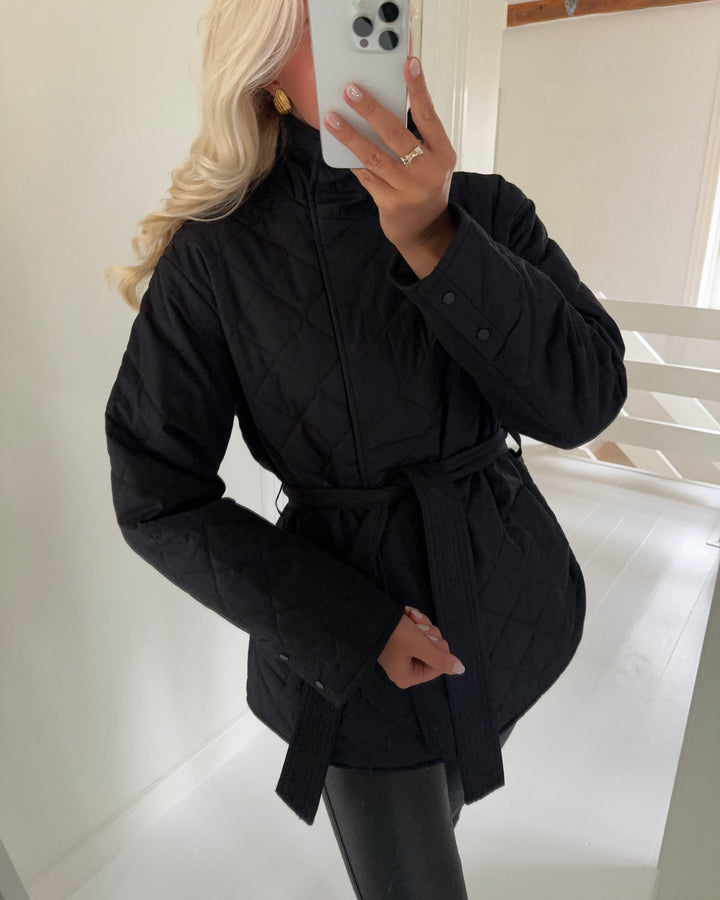 Vero Moda jakke petunia black