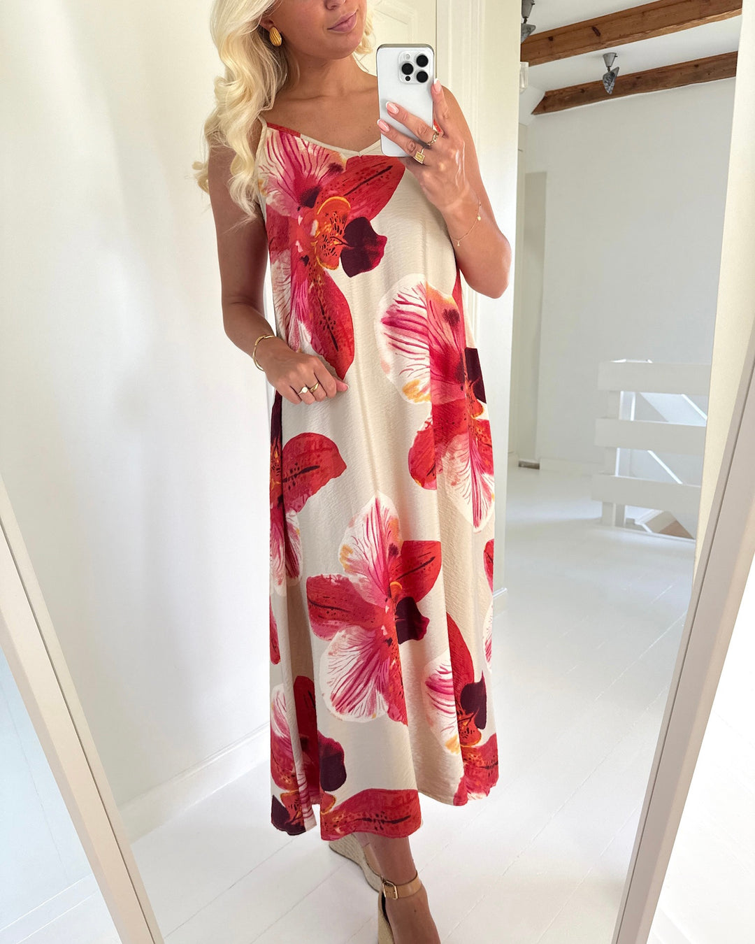 Only kjole resi-elanor strap big flower peyote giga orchid