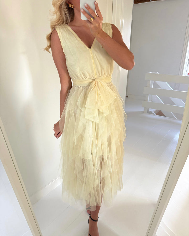 A-View kjole miranda new pale yellow