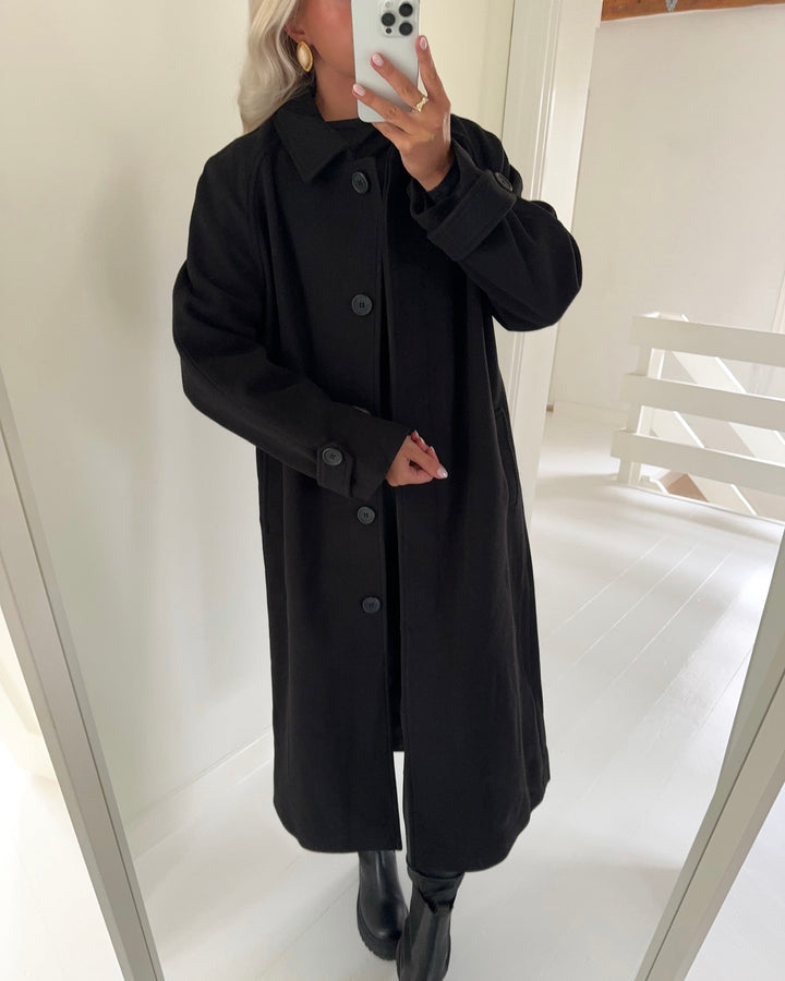 Sister's Point caleb long black - FORUDBESTILLING LEV. UGE 46