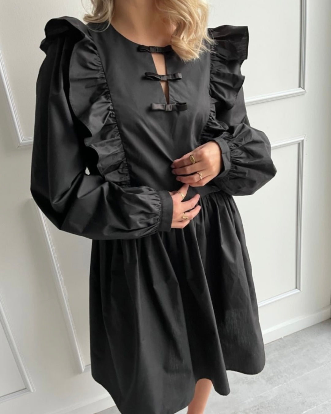 Stories from the Atelier kjole dream black