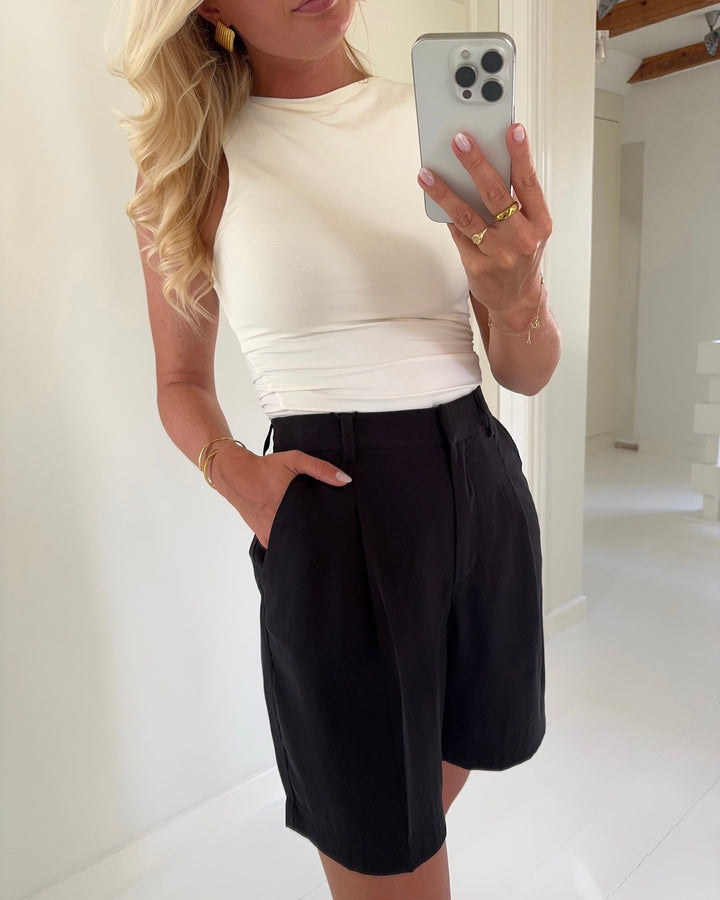 JDY shorts cille life hw black - FORUDBESTILLING LEV. UGE 24