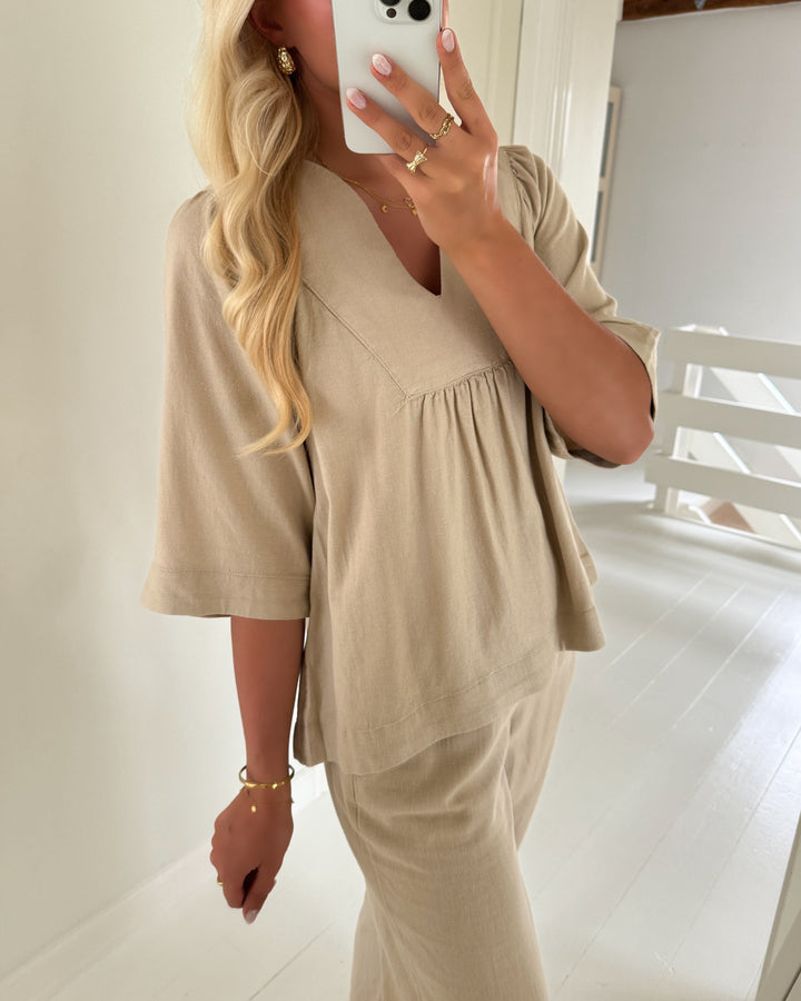 Only bluse caro 2/4 v-neck linen bl oxford tan