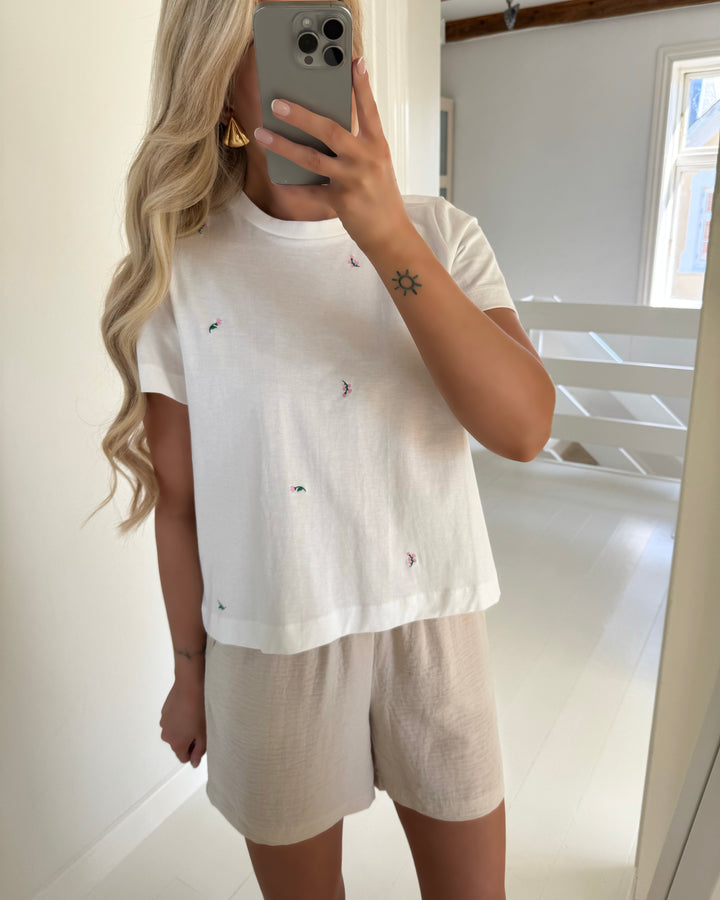 Vero Moda t-shirt solvei mette ss snow white/flowers
