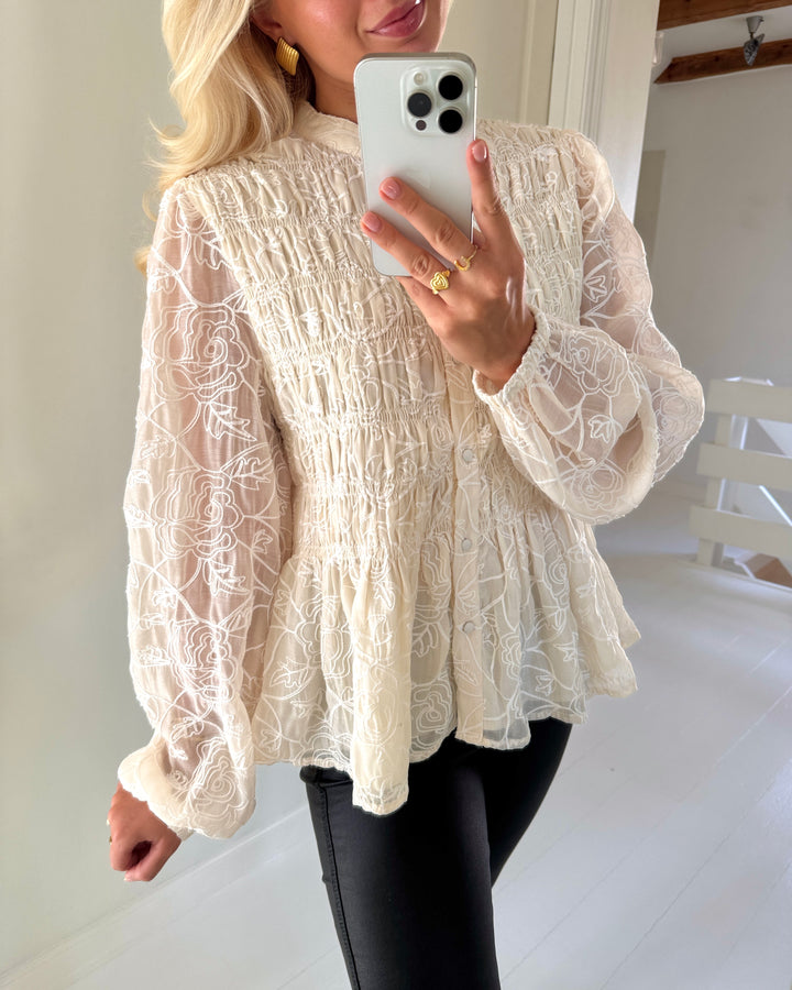 Y.A.S bluse alua ls pristine