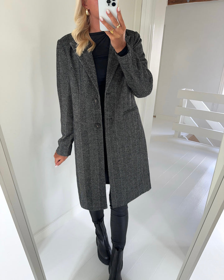 Vero Moda frakke blaza herringbone long black/herringbone
