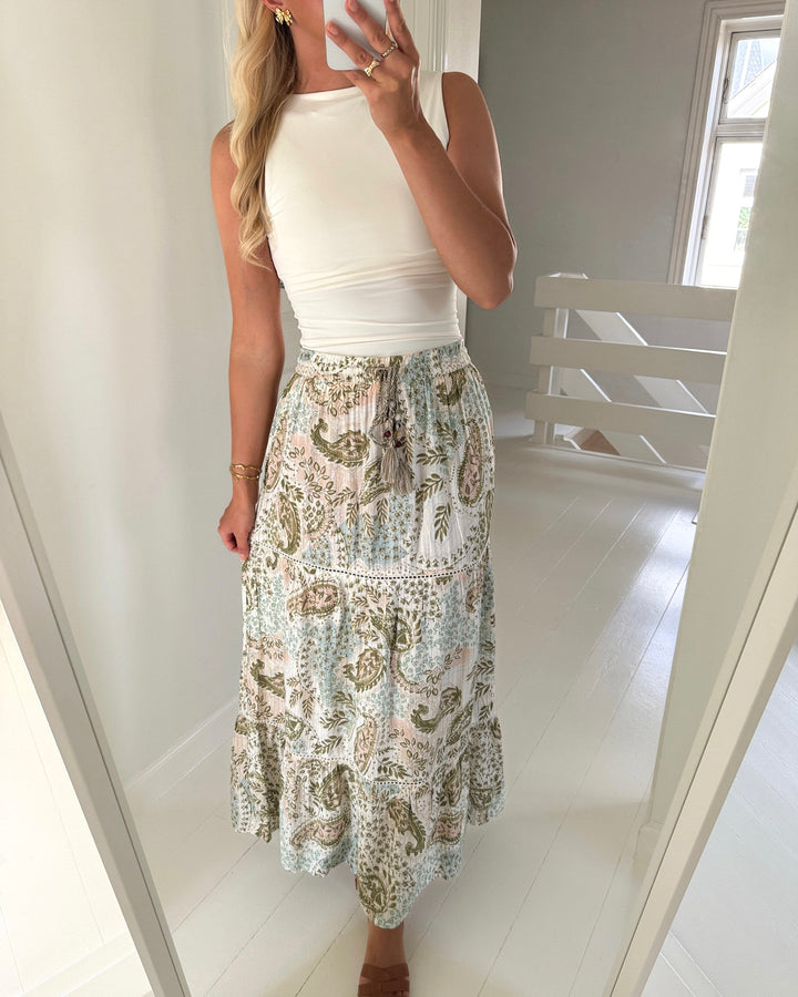Vero Moda nederdel nina hm maxi lurex exp white/nina aop