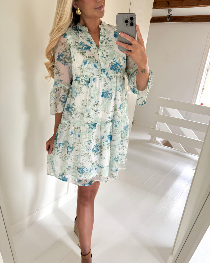 Vero Moda kjole smilla 3/4 short snow white blue brit