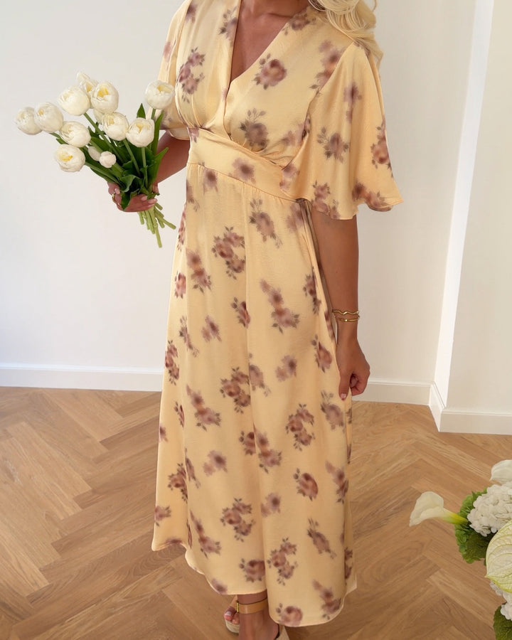 Sister's Point kjole limited edition gisela-dr42 straw flower