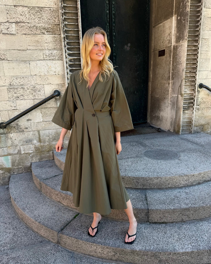 Love&Divine kjole love1602 khaki