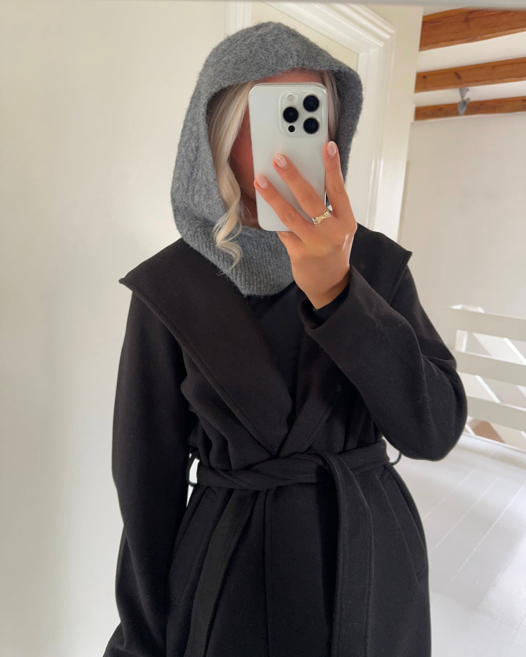 Vero Moda balaclava sia cable dark grey melange