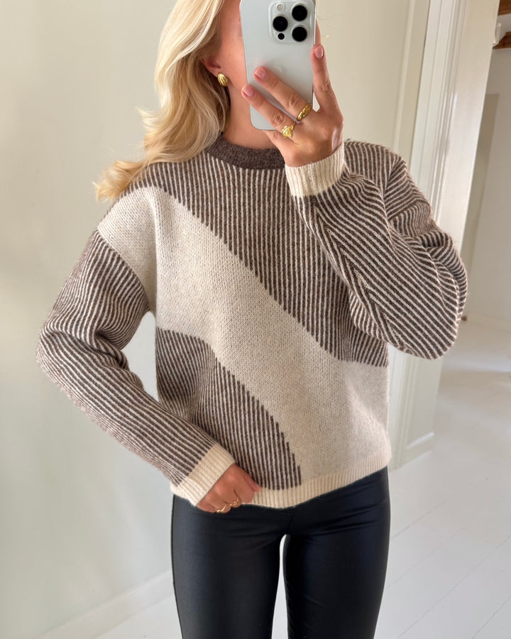 Pieces striktrøje linna o-neck loose knit morel birch