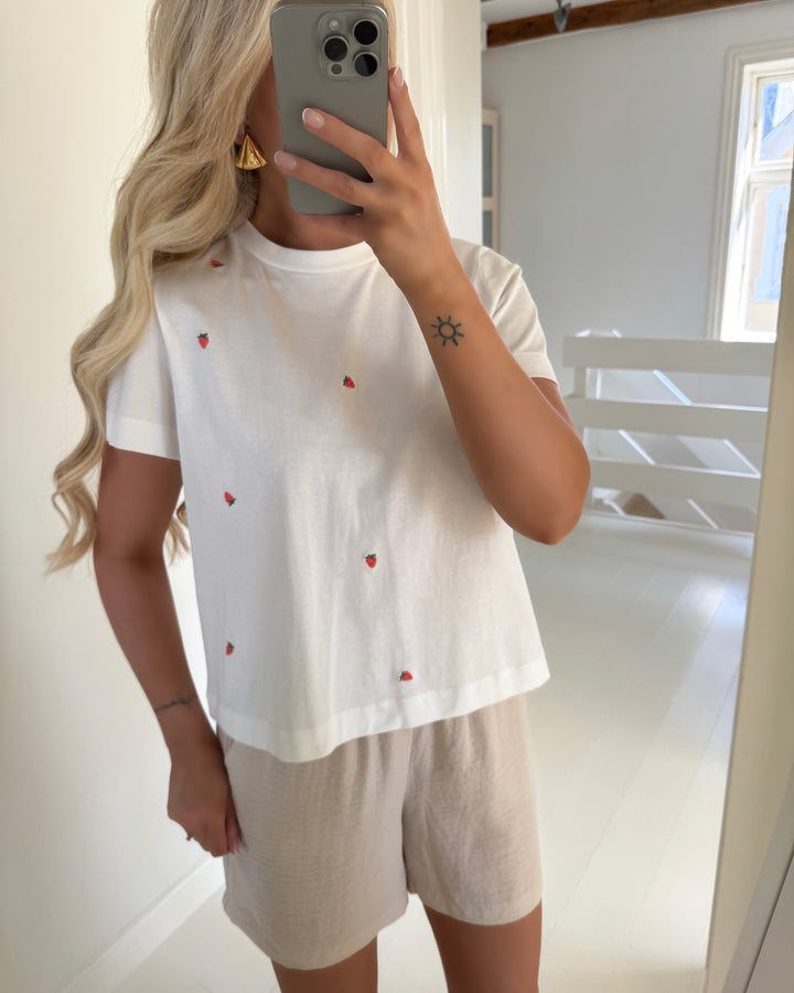 Vero Moda t-shirt solvei mette ss snow white/strawberry