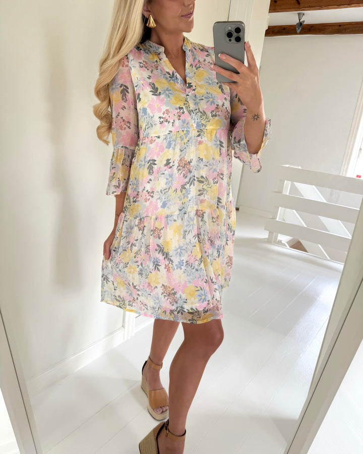 Vero Moda kjole smilla 3/4 short snow white kamille