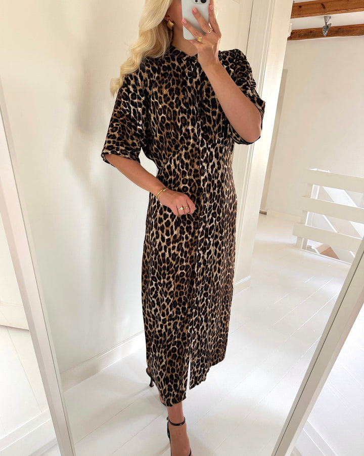 Sister's Point kjole eleo leo