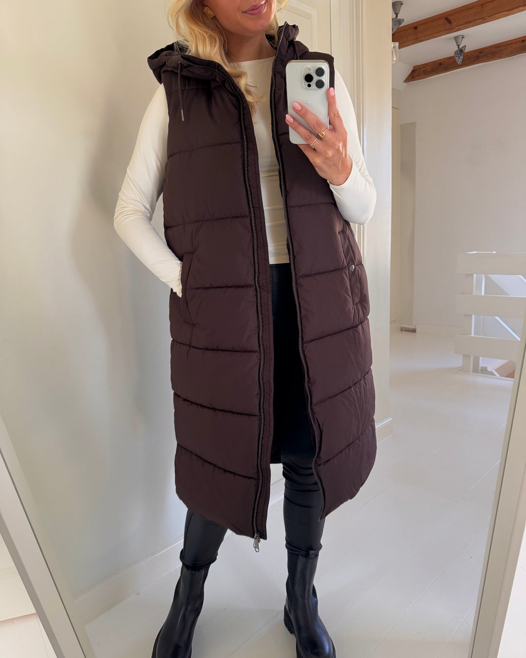 Vero Moda vest michelle chocolate torte