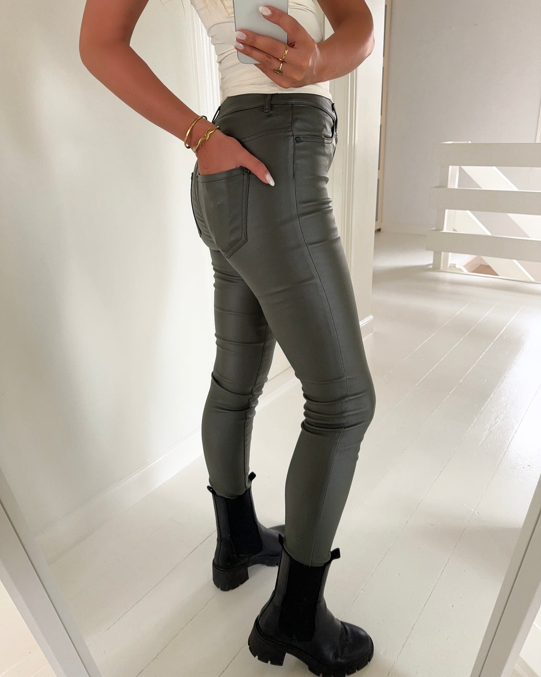 JDY bukser new thunder coated high skn pant noos peat