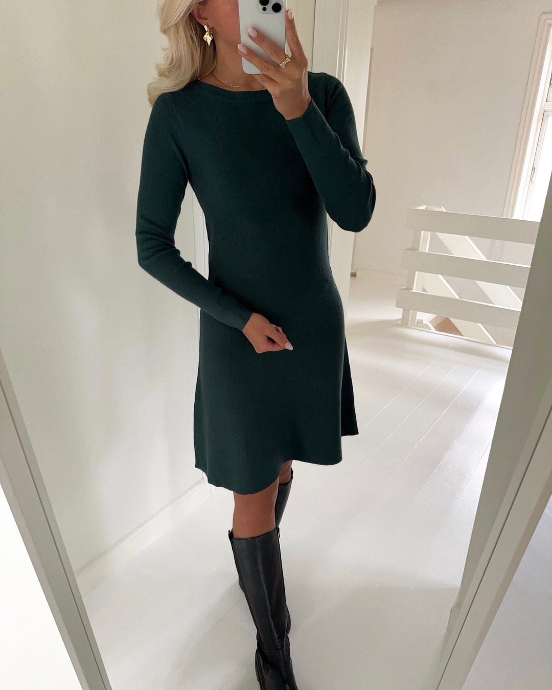 Vero Moda kjole nancy ls boatneck sea moss - FORUDBESTILLING LEV. UGE 49