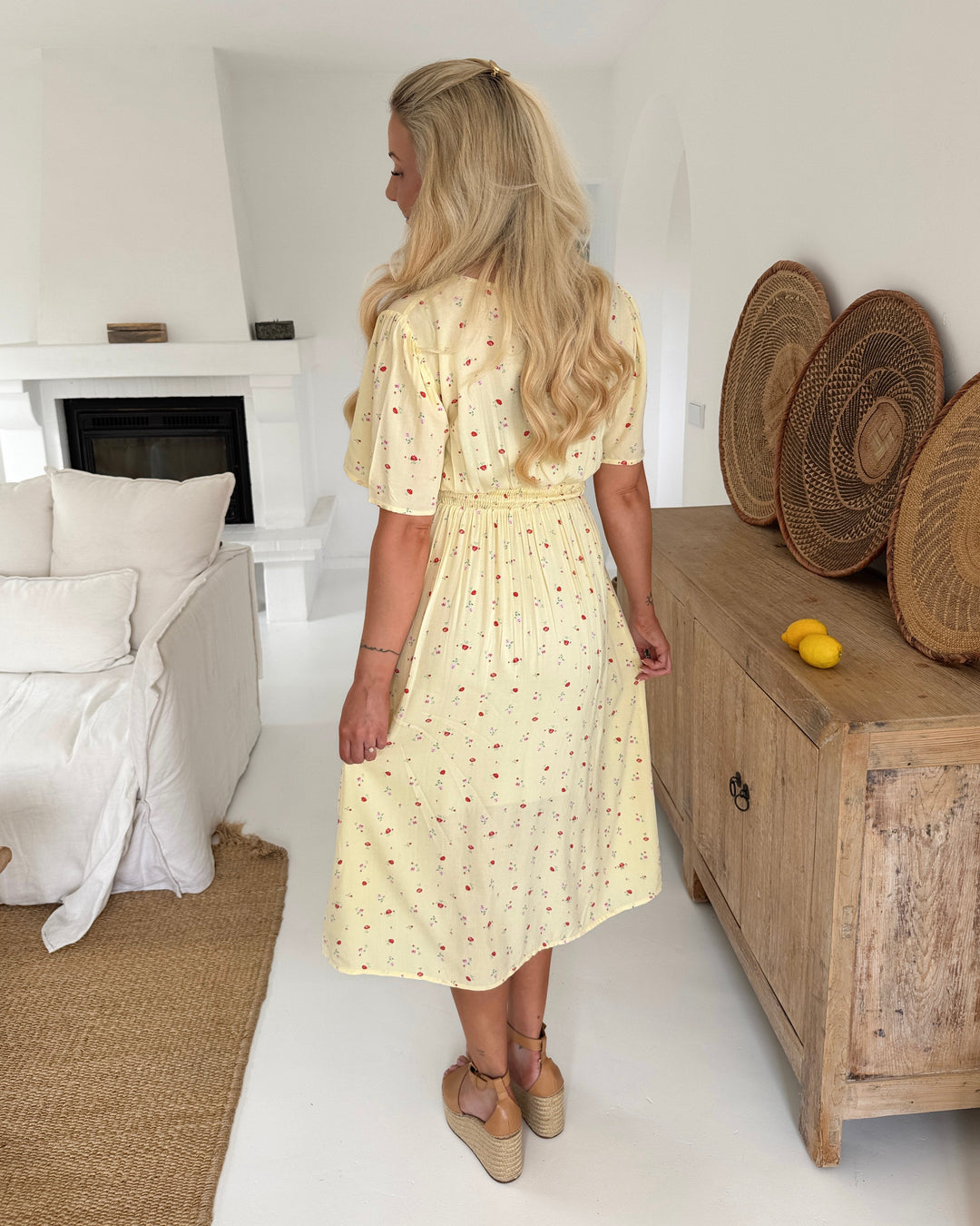 Pieces kjole tala ss midi french vanilla/flower