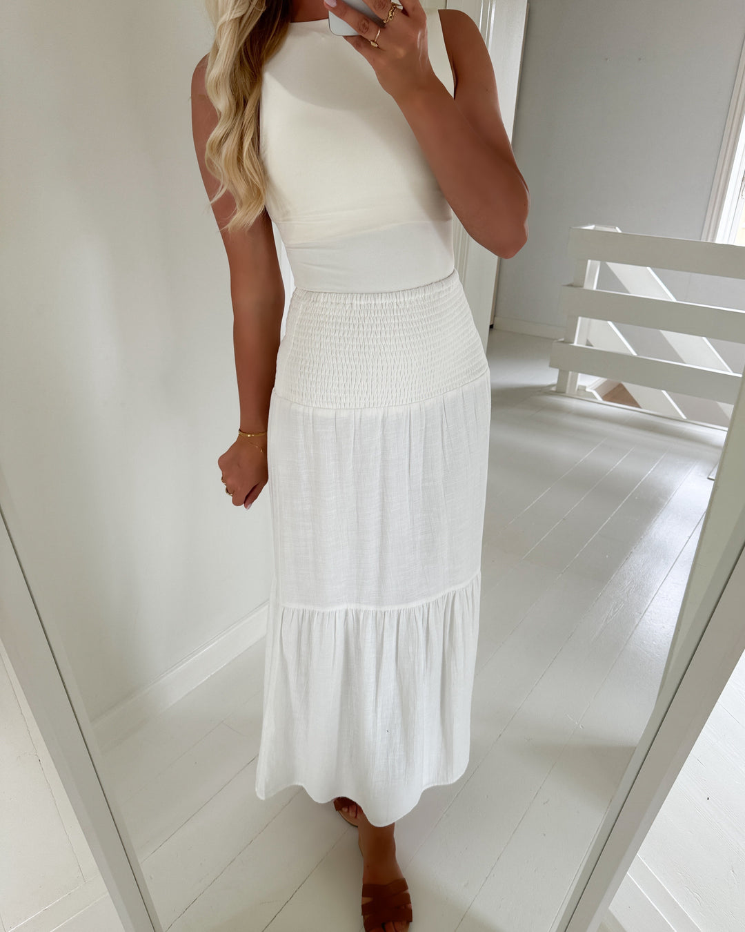 Aware by Vero Moda nederdel pernilla maxi snow white