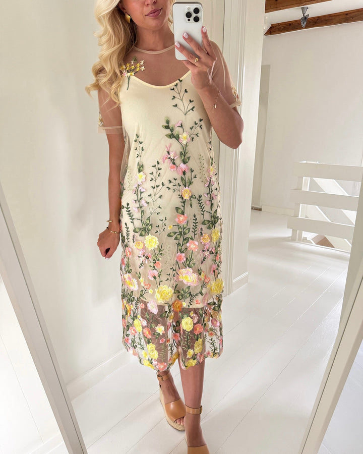 A-View kjole fuschia midi sand/yellow