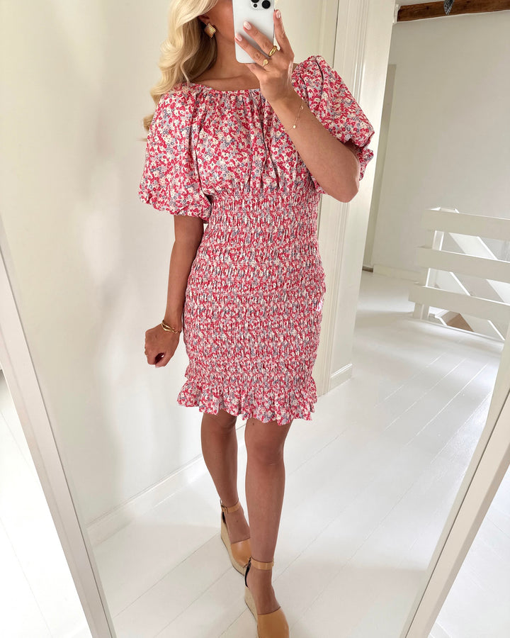 A-View kjole rina pink print