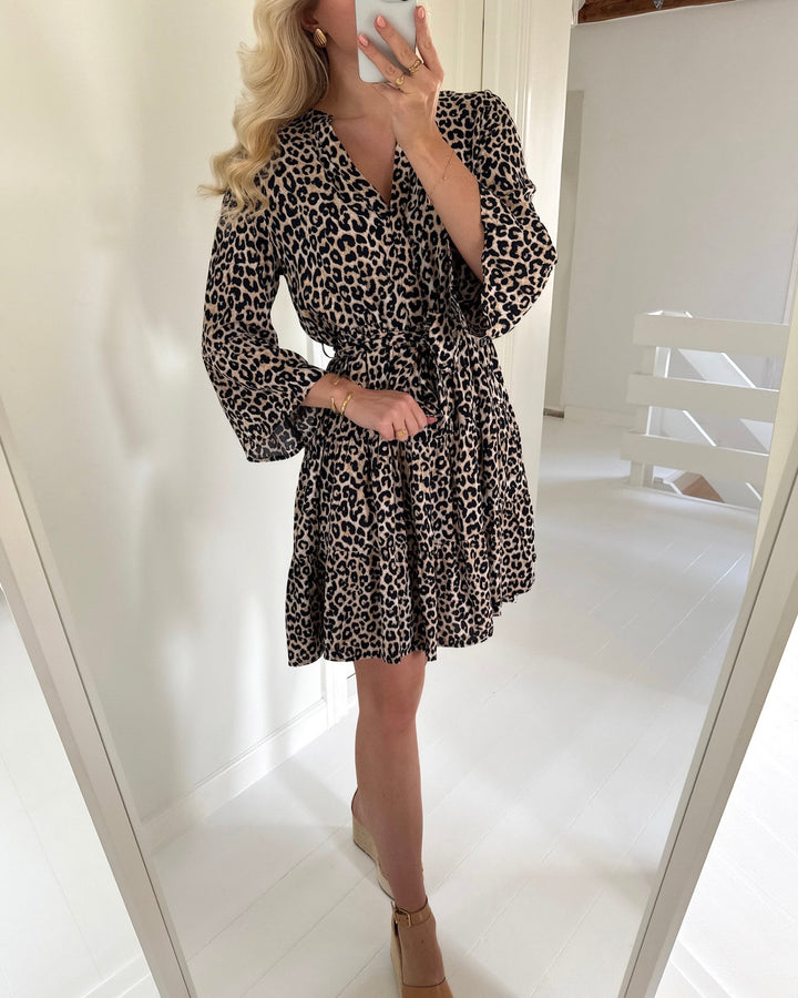 Vero Moda kjole melba 3/4 short birch/lova leo