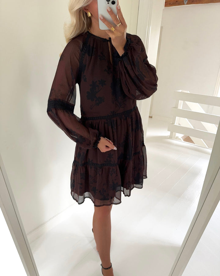 Love&Divine love1406 bordeaux/flower