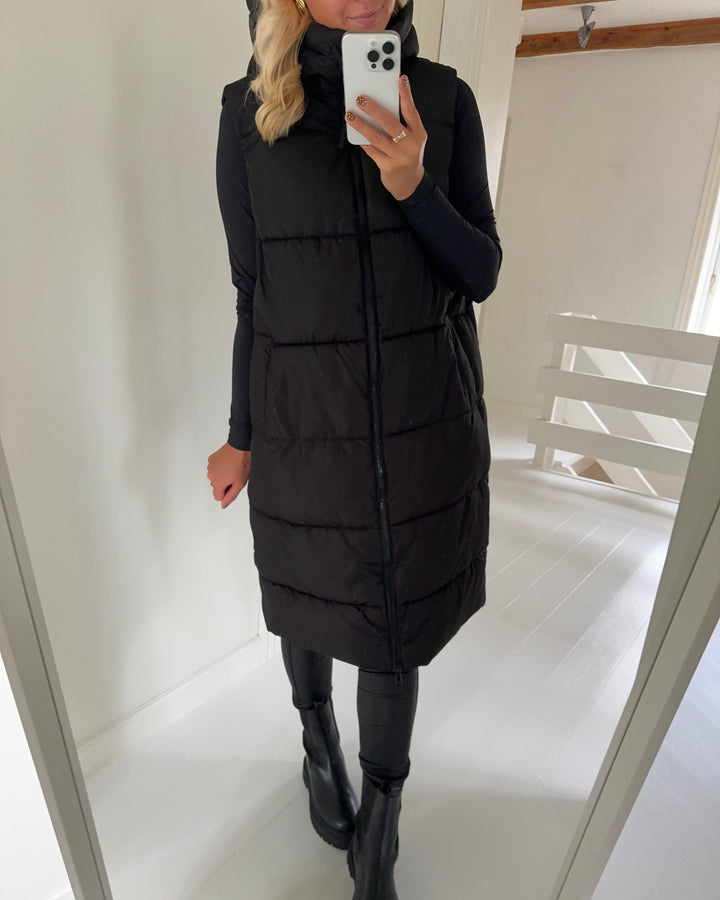 Vero Moda vest ligaane black