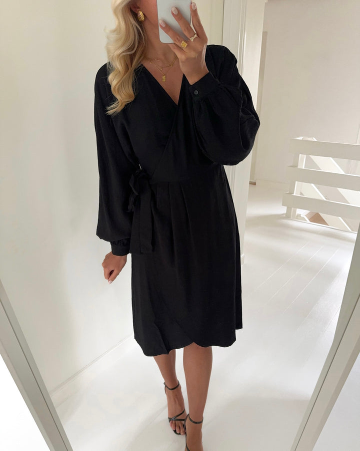 JDY kjole polly ls midi wrap black