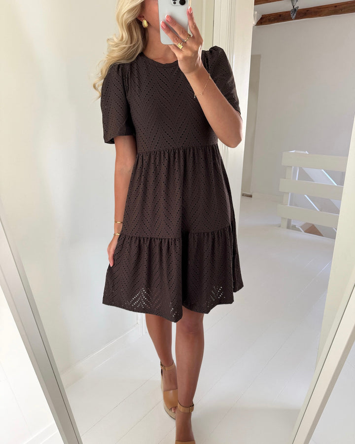 JDY kjole carla cathinka ss chocolate brown