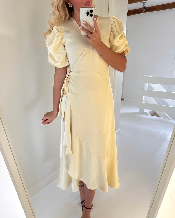 A-View kjole sinda pale yellow