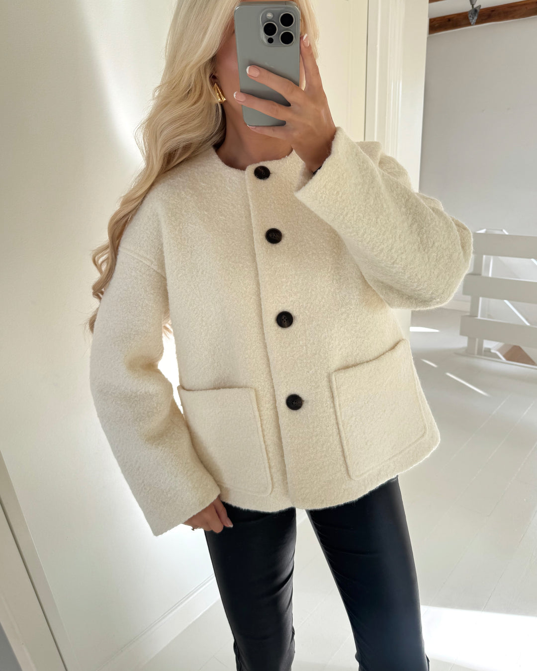 Aware by Vero Moda jakke ollo snow white/undyed