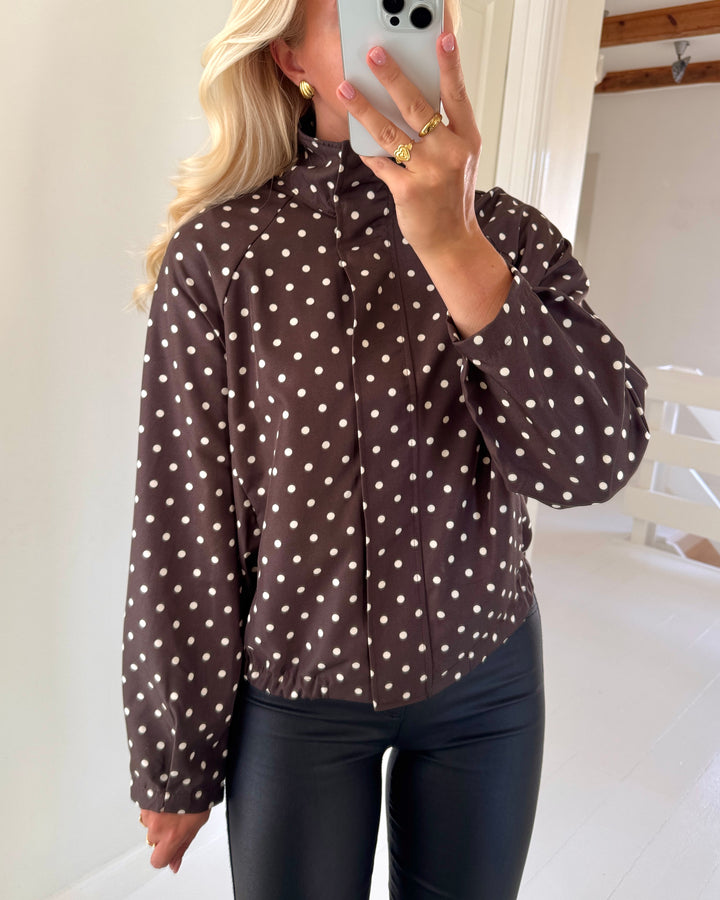 Vero Moda jakke kayla high neck chocolate brown birch dots