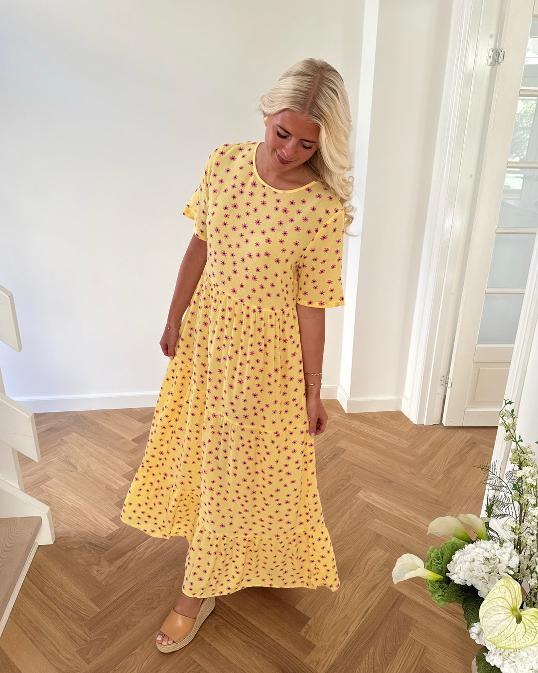 Pieces kjole evie ss ankle french vanilla/flower