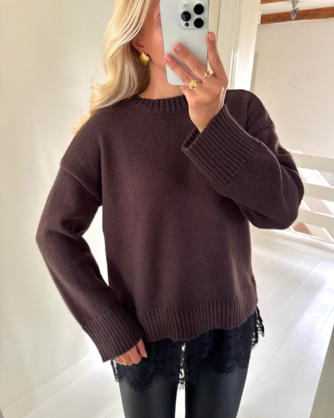 Only striktrøje evie ls lace mix o-neck knit coffee bean black lace