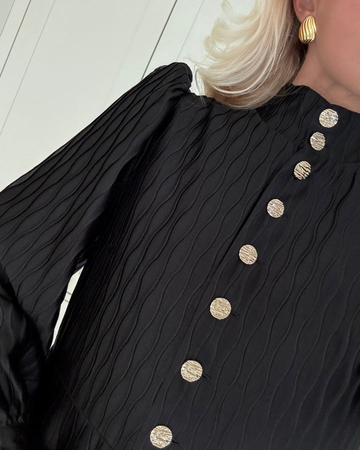 Y.A.S kjole ripple ls black - FORUDBESTILLING LEV. UGE 50