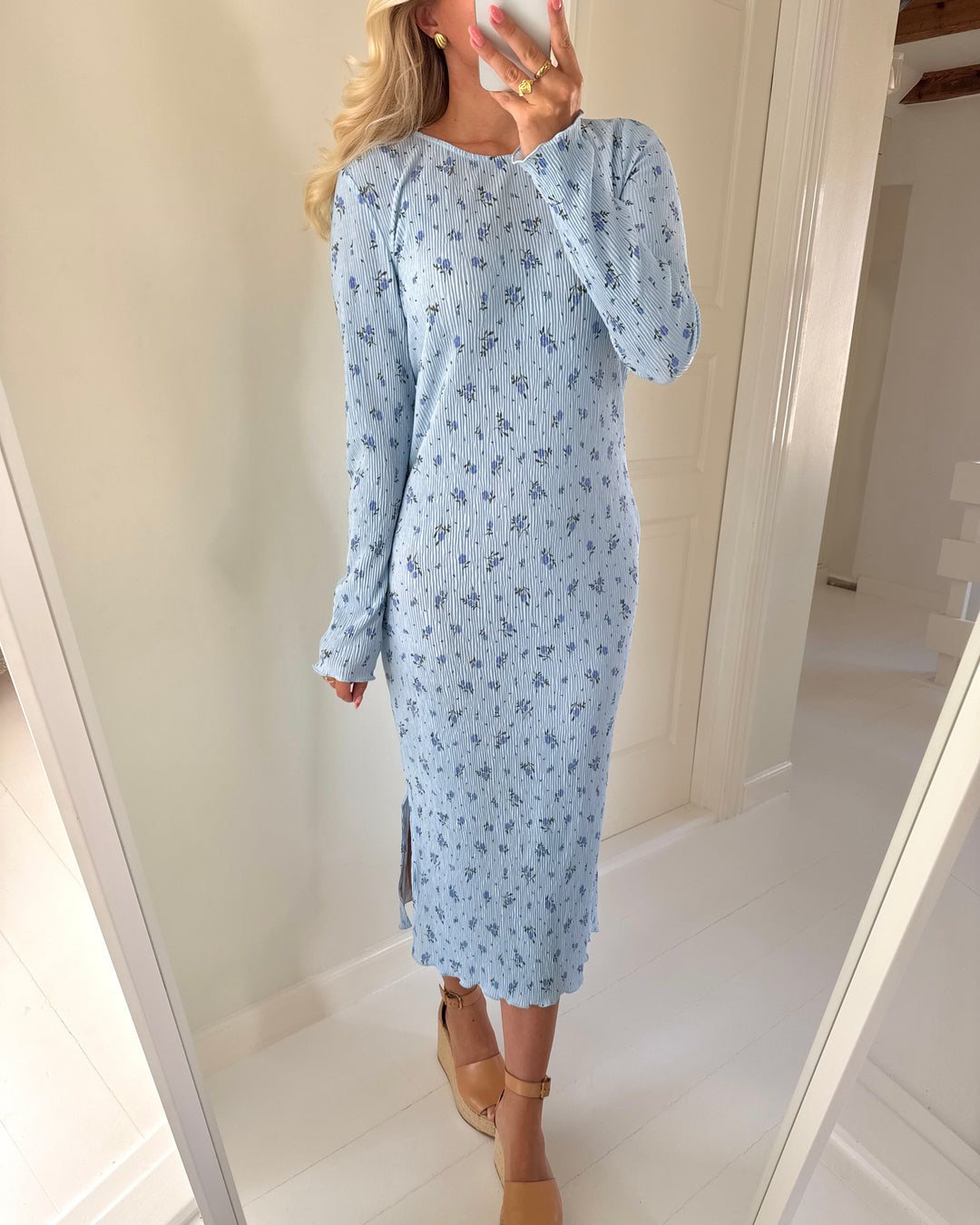 Pieces kjole flora ls midi cashmere blue/blue flowers