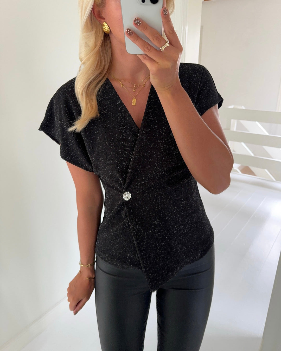 Sister's Point top gevela-ve3 black/silver