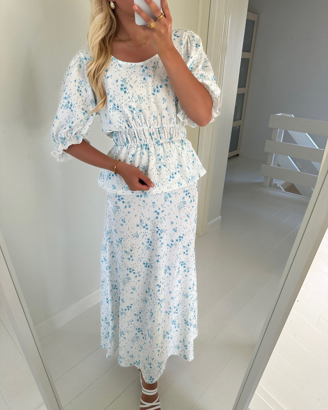 Vero Moda Aware nederdel somya hw long vma snow white/azure blue