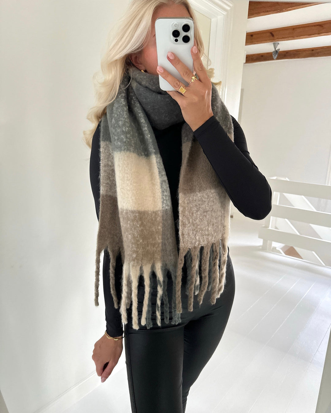 Vero Moda tørklæde ivy league balsam green/birch/laurel oak/asphalt